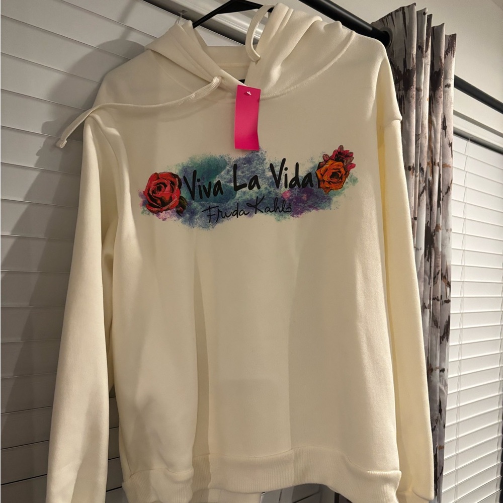 NWT Frida Kahlo Sweatshirt